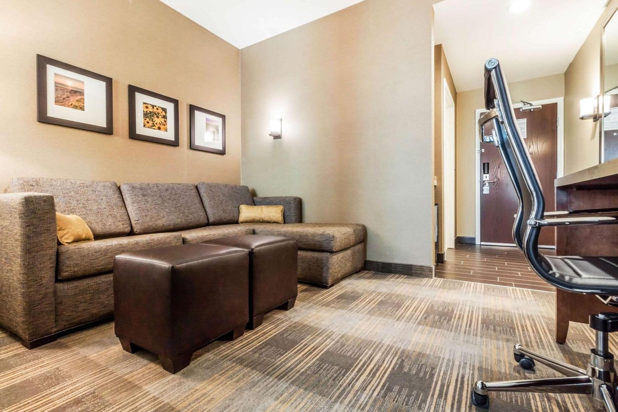 Comfort Suites University Brookings Exterior foto